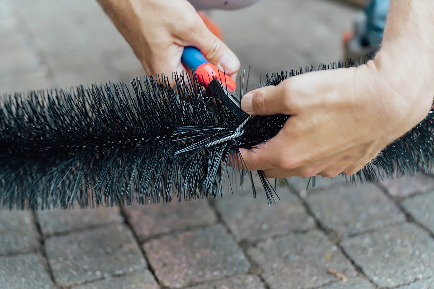 Gutterguard DIY installation - step 2